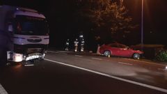 El accidente tuvo lugar pasadas las cinco de la ma�ana en la N-642 en Foz