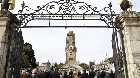 Imagen de archivo de la entrada del cementerio de Pereir�