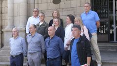 Los trabajadores homenajeados, en una foto de grupo.