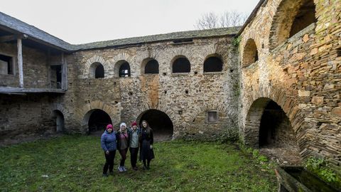 Una americana compr el castillo de Quindous para convertirlo en una escuela de cocina