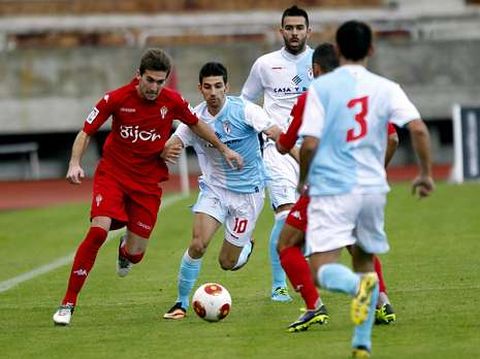 El Compos busca en Oviedo los puntos que se llev� el Sporting B de San L�zaro.