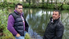 Caros Couselo y Jose Angel Soares, los rescatadores de una mujer que cay� con el coche al r�o Verdugo en Ponte Caldelas