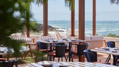 Mar� es el restaurante de Jos� Avillez en Cascais y cuenta con unas vistas panor�micas sobre el oc�ano Atl�ntico