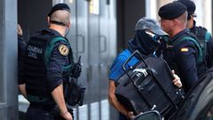 La Guardia Civil registra en Sabadell la vivienda de uno de los nueve detenidos en la operaci�n