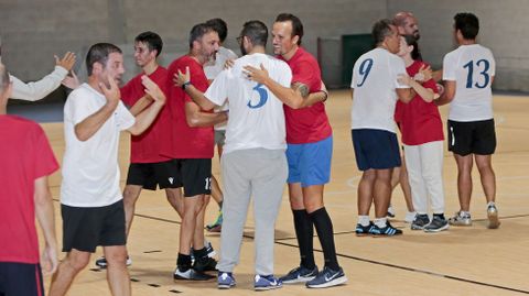 PARTIDO DE F�TBOL ENTRE EL PP Y EL PSOE DE PONTEVEDRA