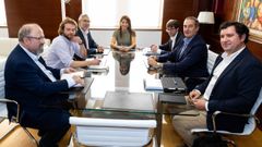 La conselleira Martnez Allegue recibi en Santiago a la delegacin lucense encabezada por el alcalde, Miguel Fernndez