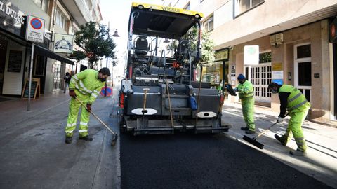 Imagen de archivo de obras de asfaltado en el centro urbano de Pontevedra