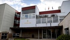 Vald�s destaca el despilfarro que supondr�a dejar sin actividad los juzgados de reciente construcci�n.