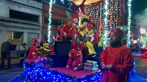 Cabalgata de Reyes de Sarria.