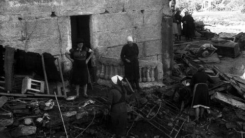 Inundaciones y riada del ro Barbaa a su paso por Ourense en 1945. Murieron 25 personas 