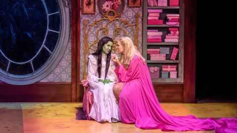 La gallega Cristina Picos comparte escena con Cristina Llorente