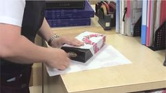 As� se envuelven regalos en 10 segundos