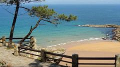 Mirador sobre la playa de la ora