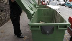 Contenedores de basura.