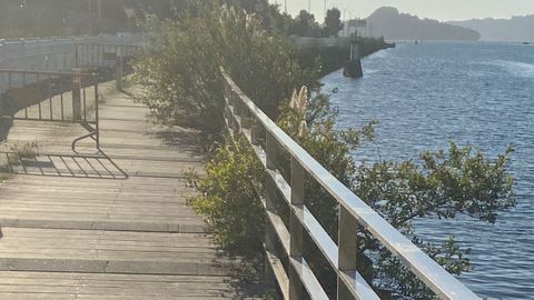 Tramo del paseo a Marn que est sin abrir pese a llevar meses rematado