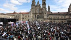 Manifestacin a prol da lingua impulsada por Queremos Galego na praza do Obradoiro