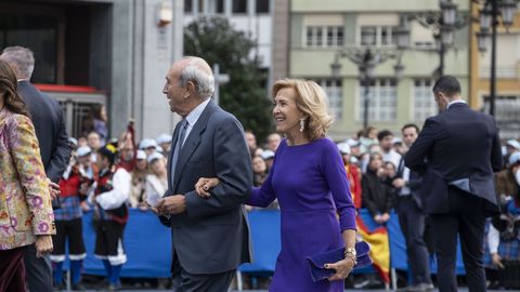 Llegada a la entrega de los Premios Princesa de Asturias 2025