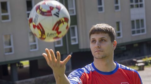 Cristian Li�ares, fue pichichi de la Preferente Galicia con el Sig�eiro anotando 27 goles (campa�a 2024-2025).