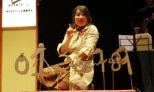 El Sal�n ofreci� ayer el espect�culo exclusivo de teatro y m�sica �A guerra dos n�meros�. 