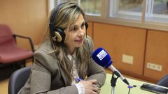 M�nica Rodr�guez, no estudio de Radio Voz Berganti�os