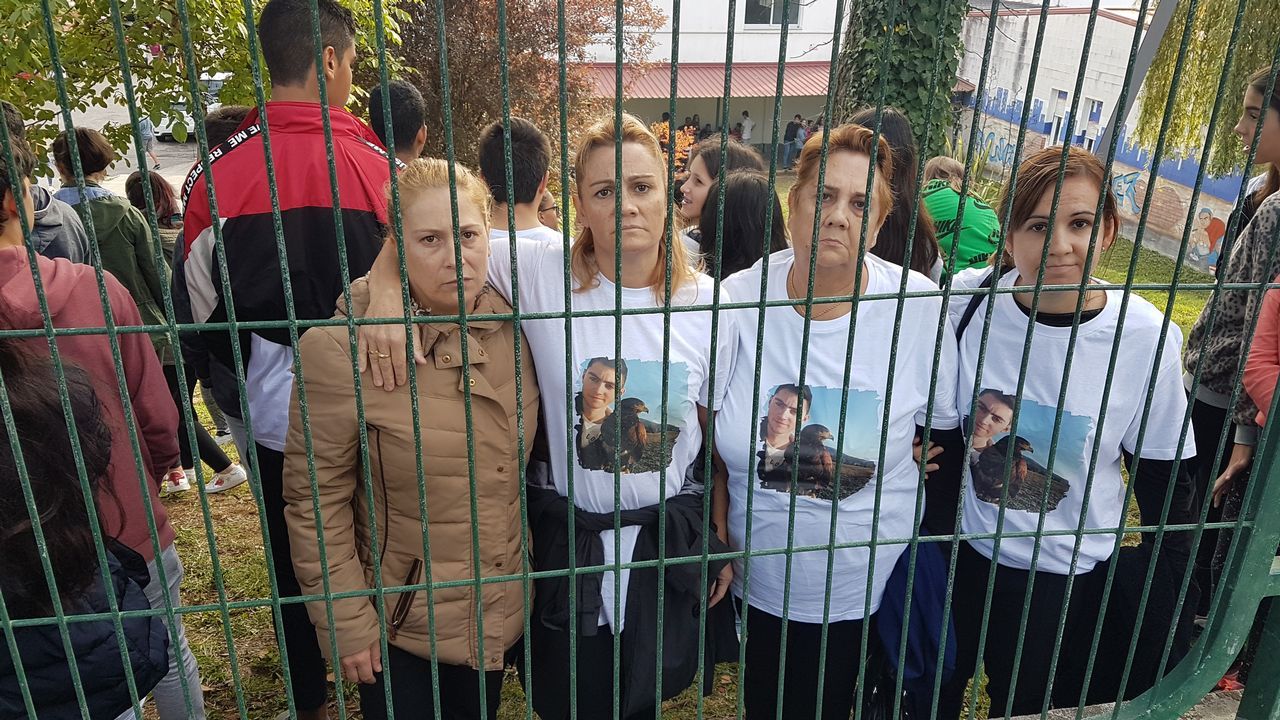 El suicidio de un joven en Tui desata la tensión entre alumnos del ...