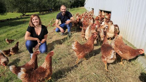 Paula Rouco y Fernando M�ndez han puesto en marcha su proyecto en la parroquia de Sancovade