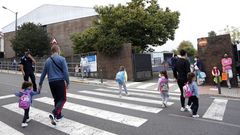 El colegio Castelao hay un contagiado menos y Educaci�n solo mantiene activos dos casos