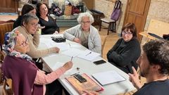 Ensayo de las vecinas de Armariz junto a Mikel Eristegui