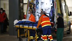 Chuac, llegada de ambulancias a Urgencias