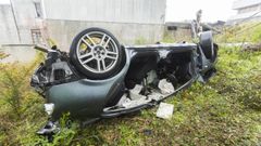 El Seat Le�n que volc� en el �ltimo accidente ocurrido en A Revolta