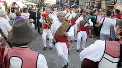 Os Danzantes de Cobas son un cl�sico nestas festas