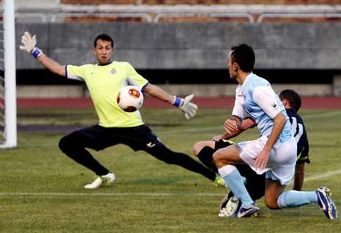 El Noja, pese a sus problemas, consigui� un punto en Santiago, el �nico en ocho jornadas.