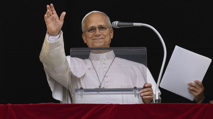 El papa Le�n XIV, durante la oraci�n del �ngelus en la plaza de San Pedro del Vaticano, el pasado domingo.