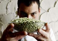 Iago Castrill�n, chef del restaurante santiagu�s Acio.