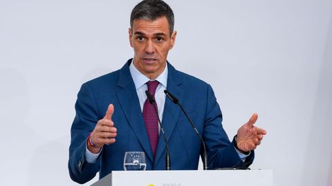 El presidente del Gobierno, Pedro S�nchez, durante la rueda de prensa tras la cumbre hispano-portuguesa este viernes en Huelva.