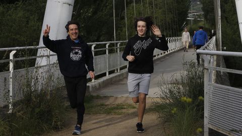 Gente haciendo deporte o paseando en Ourense