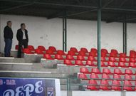Bajo la grada del Cortizo se habilitar� la oficina para el CD Lal�n. 