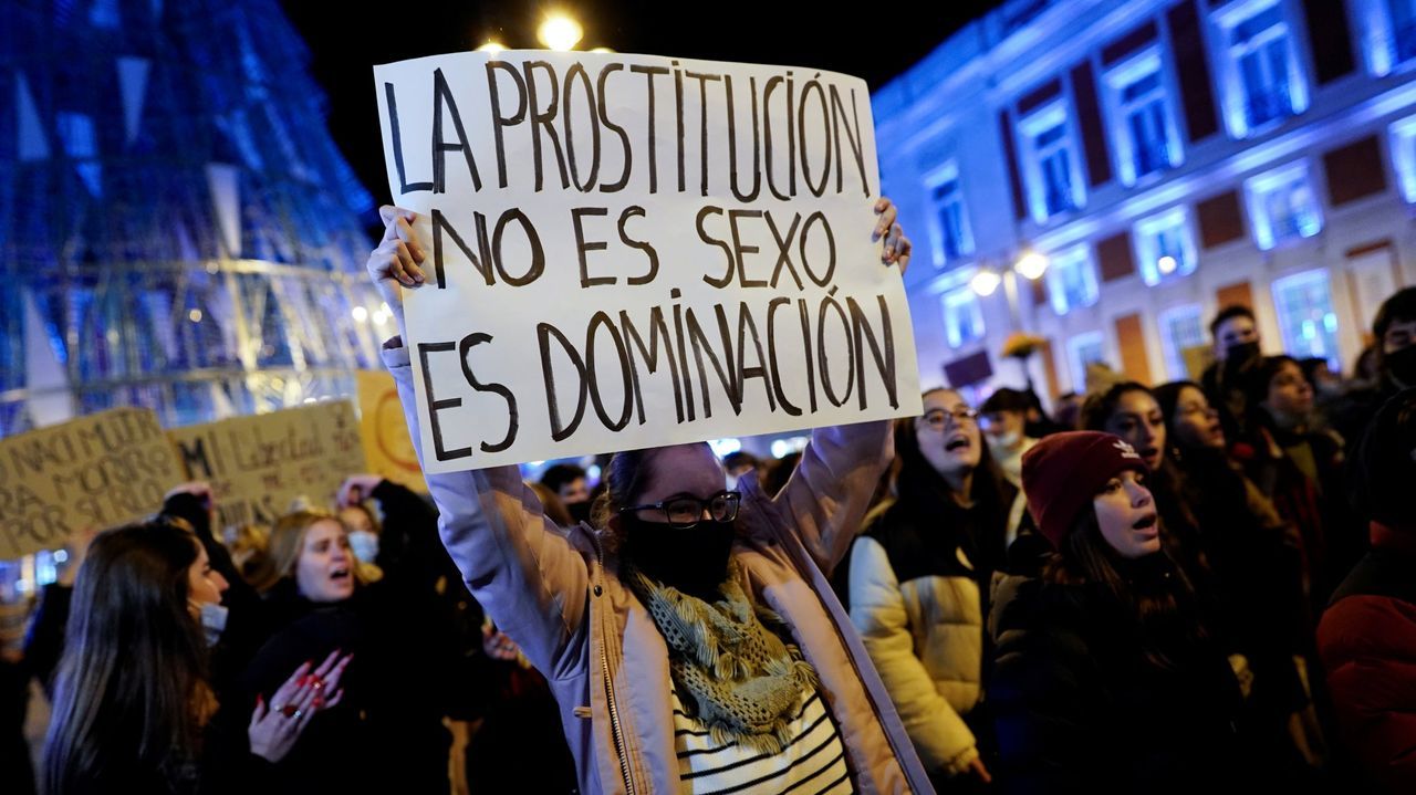 Las mujeres que se dedican a la prostitución sufren un 117 % más de  contagios por covid