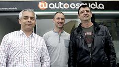 �ngel, Jos� Miguel y Jos� Ignacio, socios de Tu Autoescuela.
