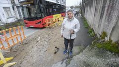 Vecinos denuncian obras inacabadas en la R�a Rof Codina Veterinario