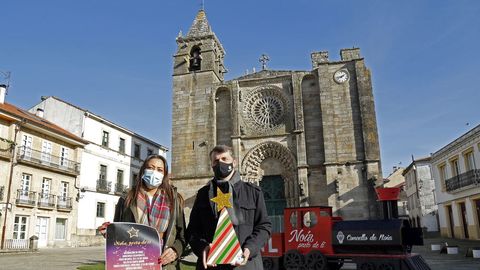 La edila de Comercio, Laura Salgado, y el presidente de Noia Histrica, Jos Martnez, presentaron la iniciativa