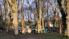 Los trabajos de acondicionamiento de la devesa de Escair�n se extender�n a lo largo de esta semana