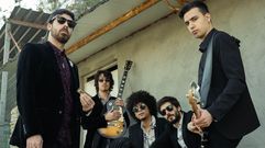 Los Zorros ofrecen un concierto en el Club Clavic�mbalo