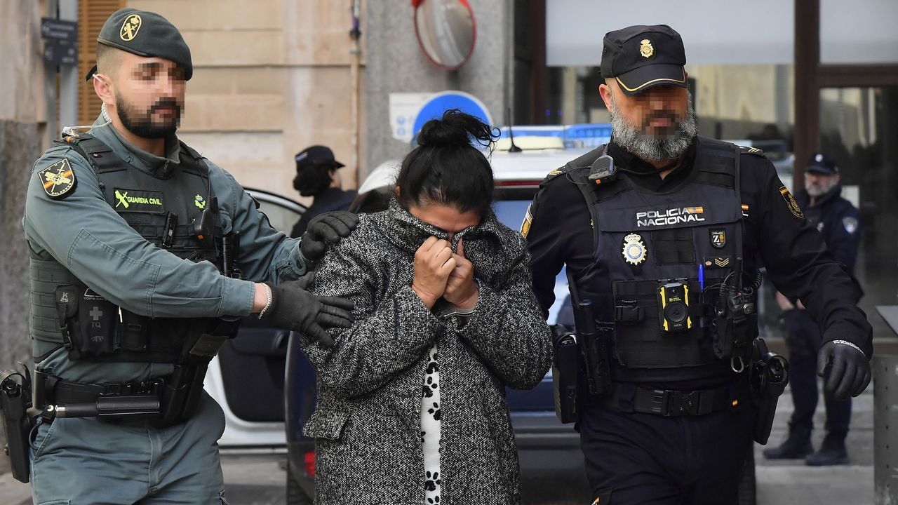 Detenida en Mallorca la mujer condenada a prisión permanente revisable por matar a su bebé al arrojarlo a un contenedor