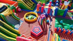 'Funbox', el parque hinchable m�s grande del mundo, de Productores de Sonrisas
