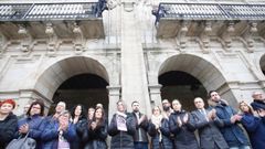 Miembros de la corporaci�n de Lugo ante la Casa Consitorial