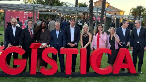 El ministro de Transportes y Movilidad Sostenible, �scar Puente, en la Nit de la Log�stica del SIL, organizado por el CZFB 