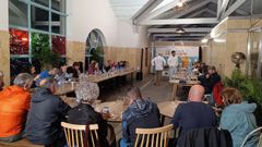 Una de las sesiones de la Mesa do Camio celebradas esta semana en el Gastroespazo do Mercado de Pontevedra
