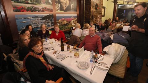 Parte de los seguidores cenaron en el restaurante del Rosa Lar
