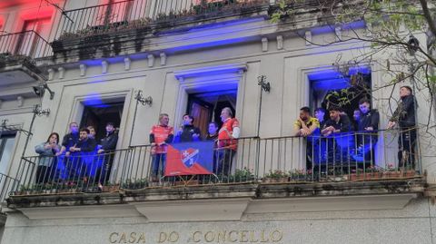 Jugadores y directiva fueron recibidos por el alcalde y el edil de Deportes.